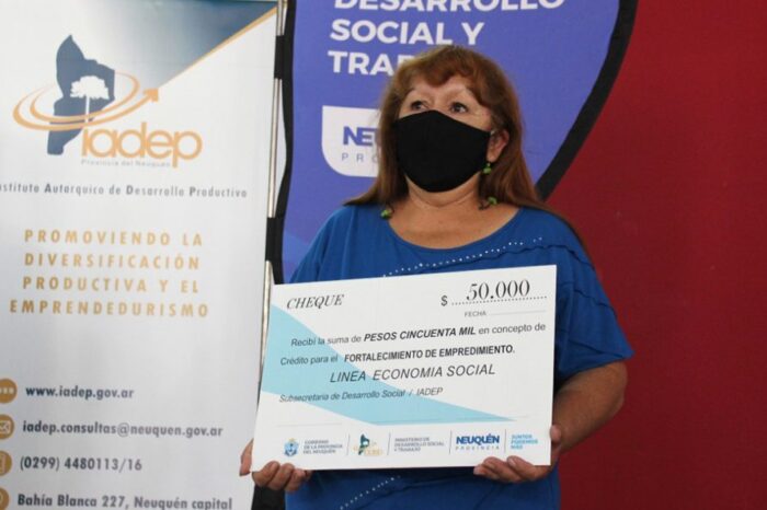 Nueva entrega de microcréditos para emprendimientos de la economía social