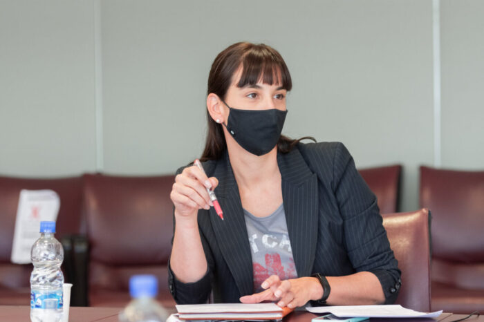 Consultan medidas de gobierno ante ocupación de tierras en Villa la Angostura