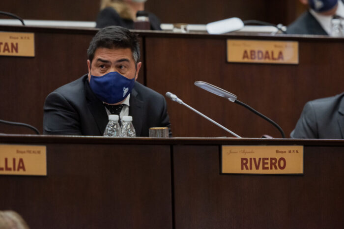 Incorporan el cigarrillo electrónico a las restricciones dictaminadas por ley para el consumo de tabaco en espacios públicos