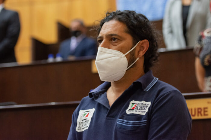 Diputados del (PTS-FIT) rechazan el despido del camillero que denunció las condiciones laborales del Heller