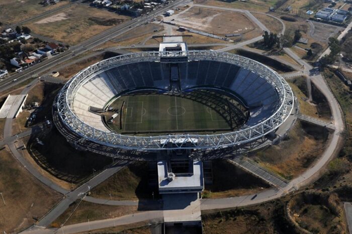 Copa América: Conmebol inspecciona este lunes el estadio Ciudad de La Plata