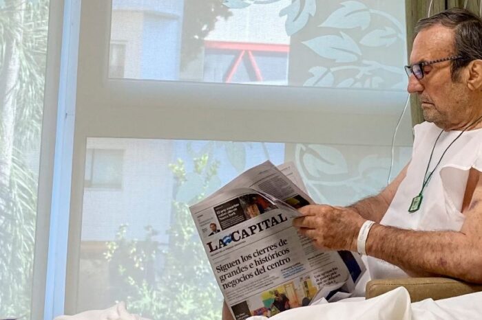 Carlos Reutemann evoluciona tras un sangrado digestivo y fue pasado a sala común
