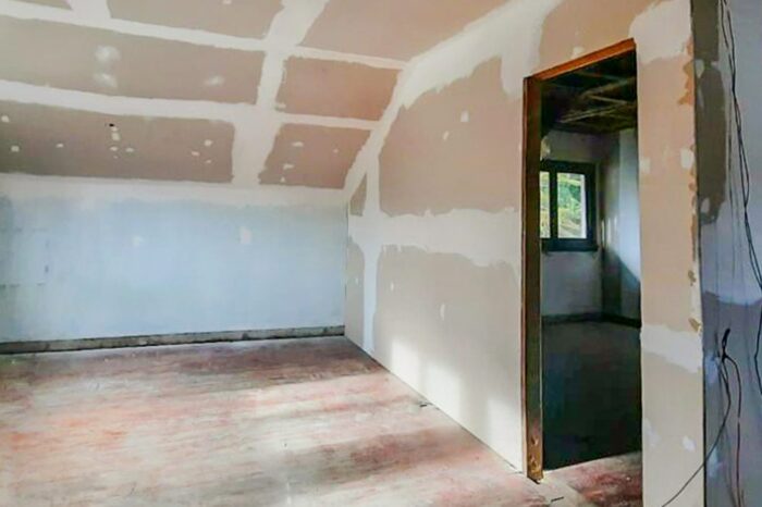 Avanza la construcción de la Oficina de la Mujer en Villa la Angostura
