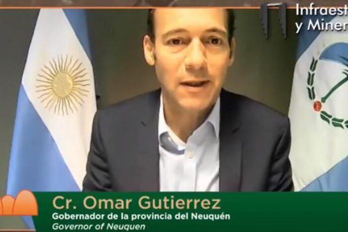 Gutiérrez participó de un simposio sobre infraestructura y minería