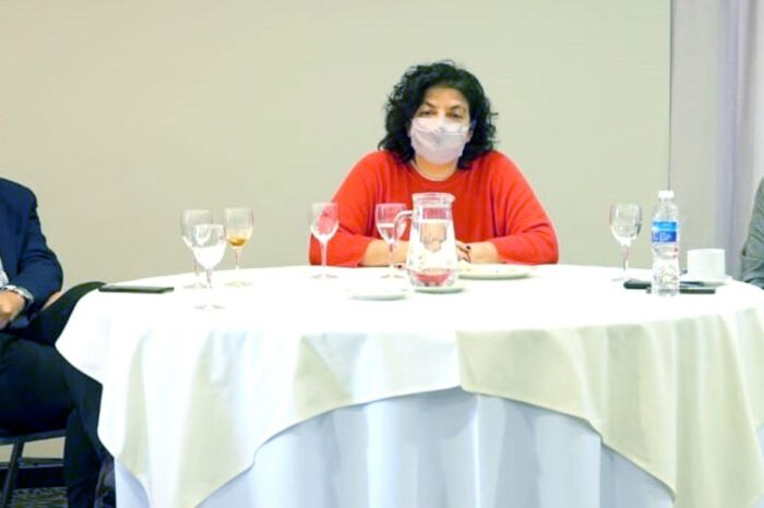 Peve y Vizzotti se reunieron con los jefes y jefas de las zona sanitarias