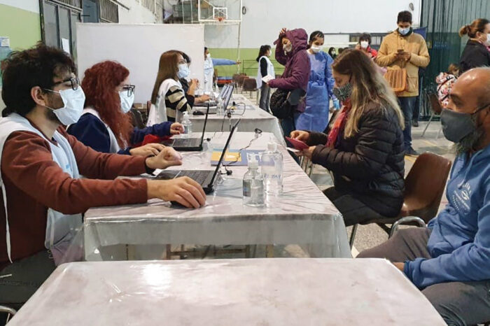 Llegaron 19.800 vacunas Sinopharm a Neuquén para completar esquemas