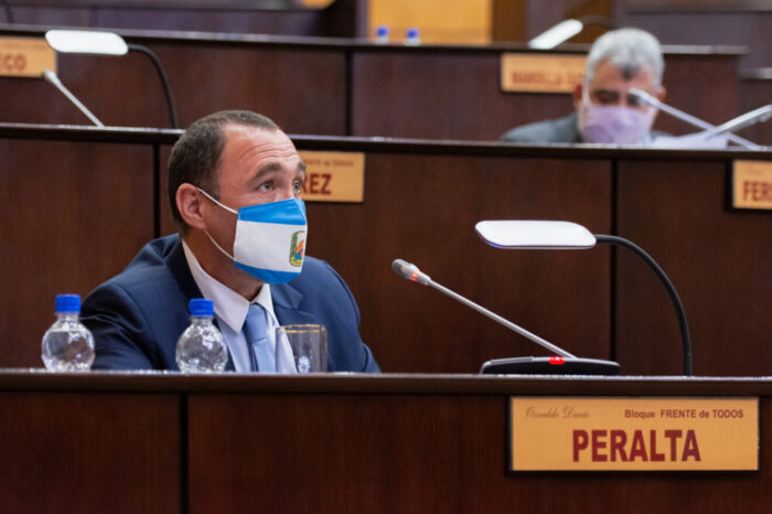 Diputados y diputadas del Frente de Todos, repudian despido de camillero del hospital Heller