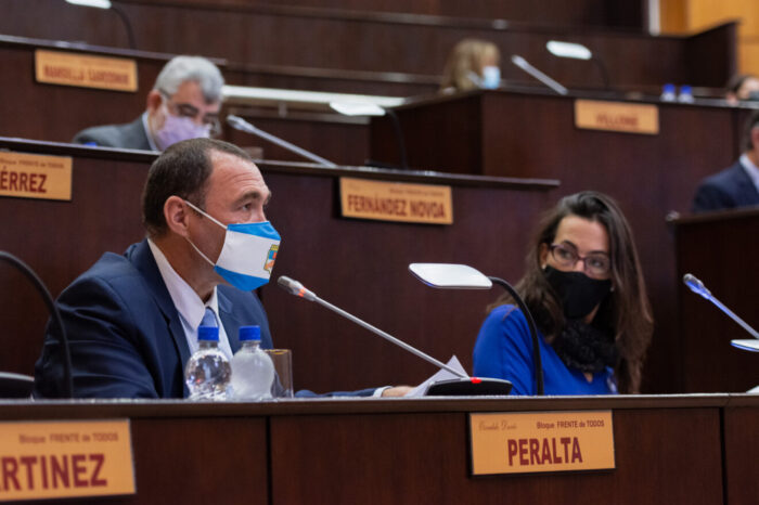 Consultan situación de empresas de tratamiento de residuos petroleros