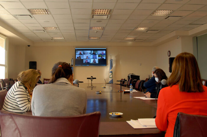 La FECENE reivindicó el proyecto de modificación del compre neuquino para la industria petrolera