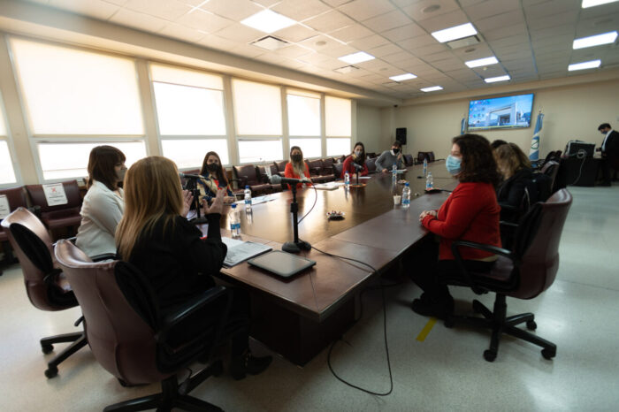 Se reunió la comisión interpoderes para revisar la normativa vinculada con los derechos de las mujeres