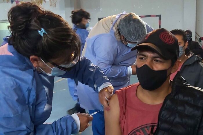 Neuquén ya vacunó a 44.698 personas en la franja de 50-59 años