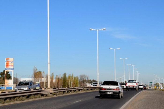 Vialidad mejorará el sistema de iluminación de la autovía Ruta Provincial N°7