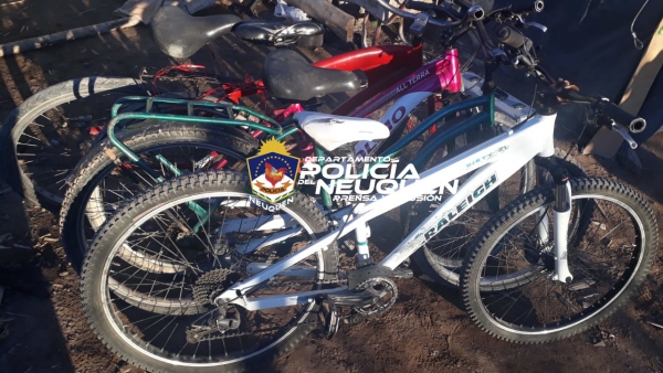 Policía recuperó costosas bicicletas robadas en allanamiento
