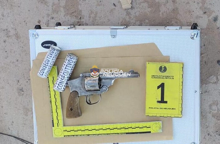 Cría 16°: Intentaron robar a punta de pistola y fueron demorados