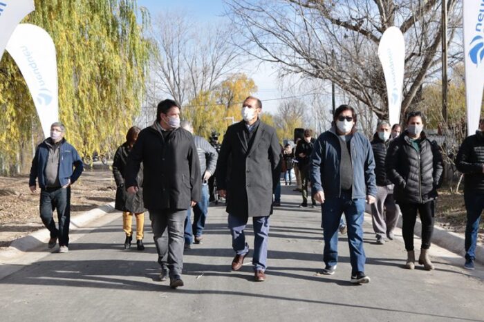 Inauguraron más cuadras de asfalto para la ciudad de Neuquén