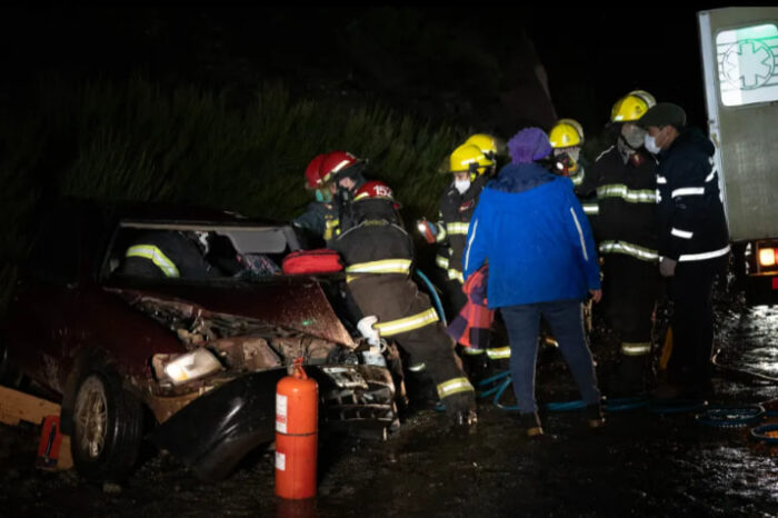 Falleció en el Hospital el automovilista que chocó de manera frontal y que quedó atrapado en el rodado