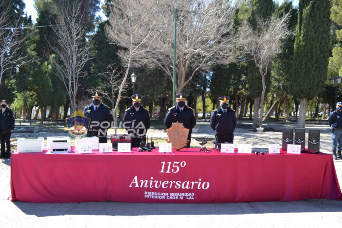 Acto por el 115°Aniversario de la Dirección Seguridad Interior Chos Mal.