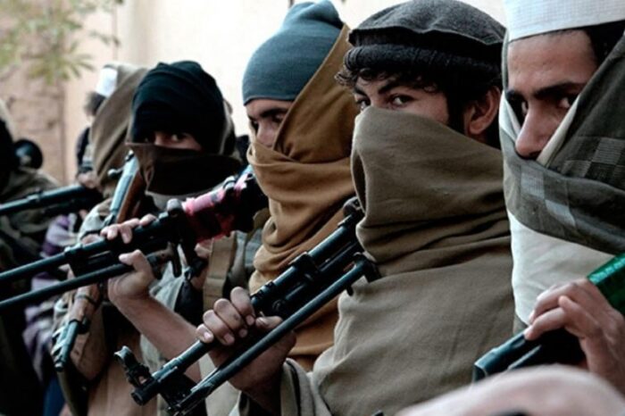 Los talibanes ratifican que el martes tomarán el control del aeropuerto de Kabul
