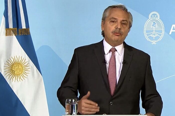 El Presidente anunció un plan de "aperturas sostenidas y progresivas"