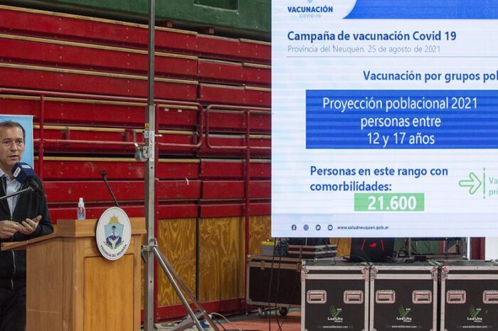 Gutiérrez y Peve distinguieron a las y los vacunadores de la provincia