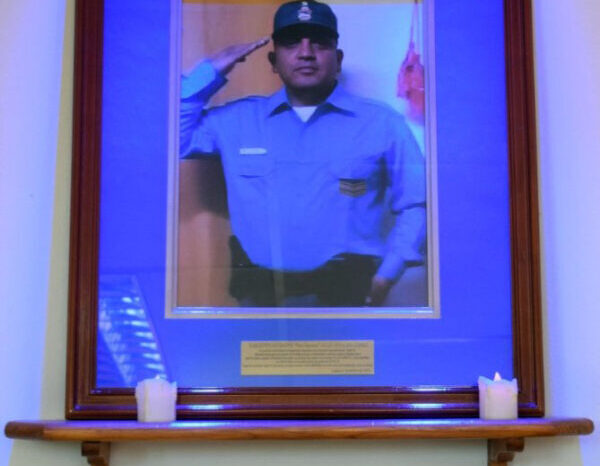 Ceremonia por el primer aniversario del fallecimiento del Sargento Ayudante (Post Mortem) Julio Osvaldo Gómez