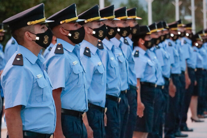 Compra de uniformes para Policía por más de 100 millones de pesos