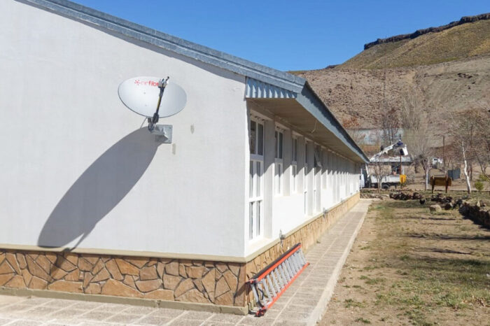 Hoy quedarán conectadas escuelas secundarias rurales de Las Coloradas y Costa del Malleo