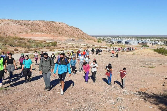 Marcha aeróbica para toda la familia en el Sendero de las Mujeres