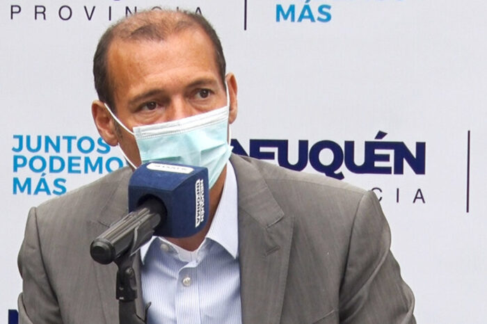 El Gobernador recomendó continuar con el uso de tapaboca