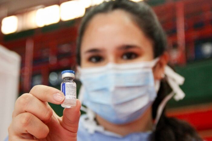 Llegaron 4.500 vacunas Sputnik V del segundo componente a la provincia