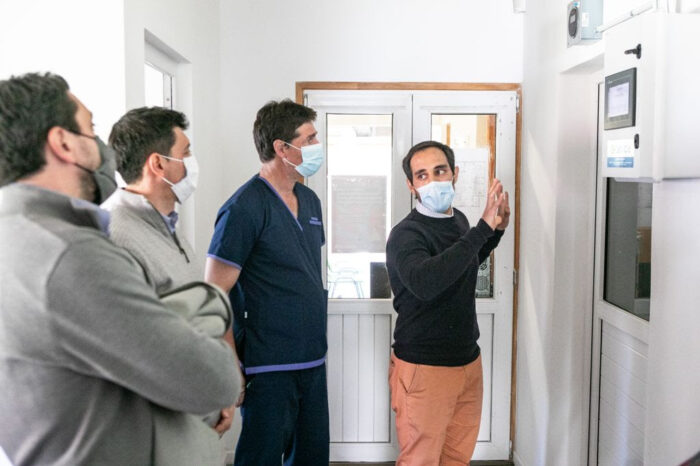 Koopmann recorrió las obras del nuevo centro de tratamientos oncológicos del Hospital de San Martín de los Andes