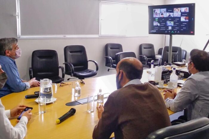Neuquén participó de seminario sobre producción orgánica de pera y manzana