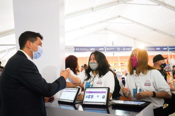 El vicegobernador Koopmann participó de la inauguración de la 8ª edición de la Feria del Libro