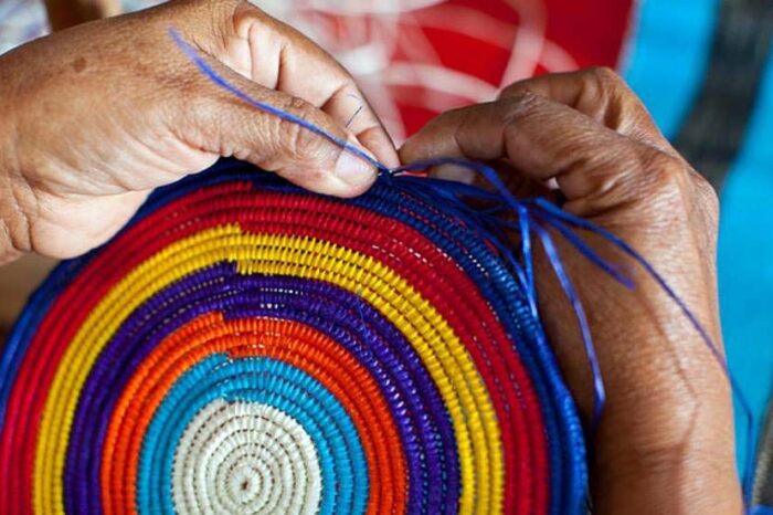Declaran de interés legislativo el Concurso Provincial de Artesanos de Junín de los Andes