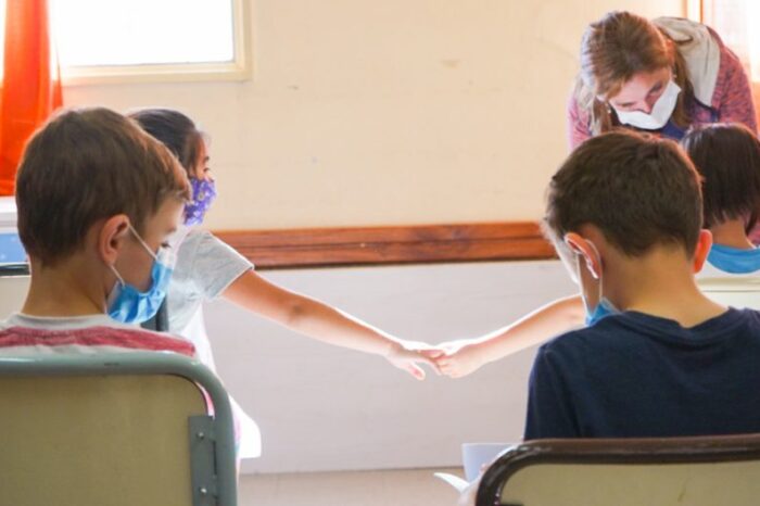 COVID-19: comienza mega operativo de vacunación a menores