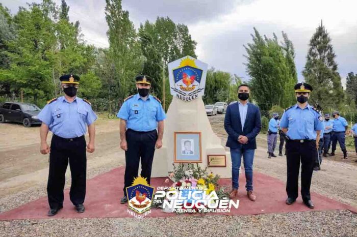 Inauguración monumento caídos en cumplimiento del deber