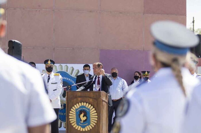 Gutiérrez participó del acto por el 200 aniversario de la Policía Federal