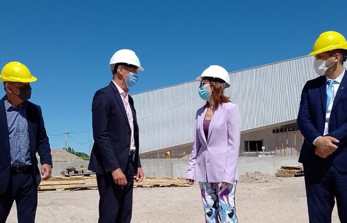 Funcionarios provinciales y nacionales recorrieron la obra del Centro de Convenciones