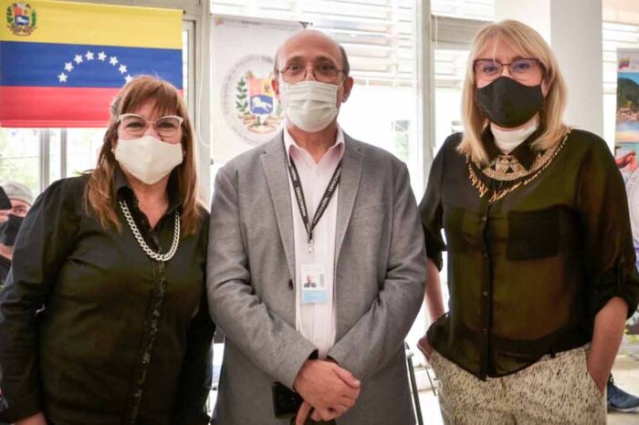 Exitosa jornada de “consulados itinerantes” en Neuquén