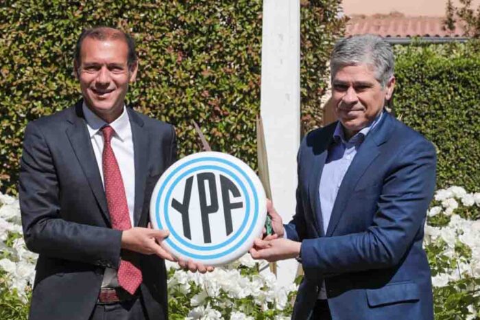 Gutiérrez recibió al presidente de YPF