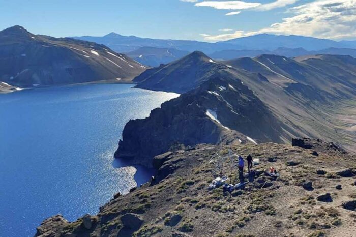El complejo volcánico Laguna del Maule ya cuenta con monitoreo en tiempo real