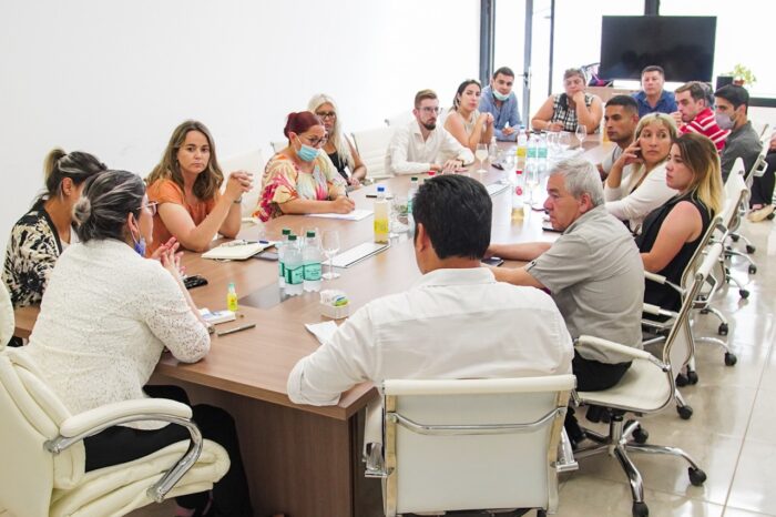 Ferraresso se reunió con la Intendenta de Rincón de los Sauces para establecer la Agenda 2022