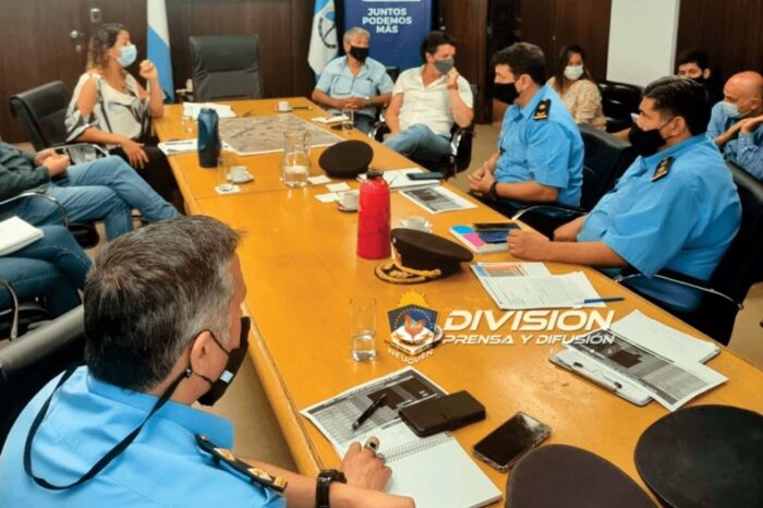 Reunión por nueva fecha de turismo carretera en nuestra provincia