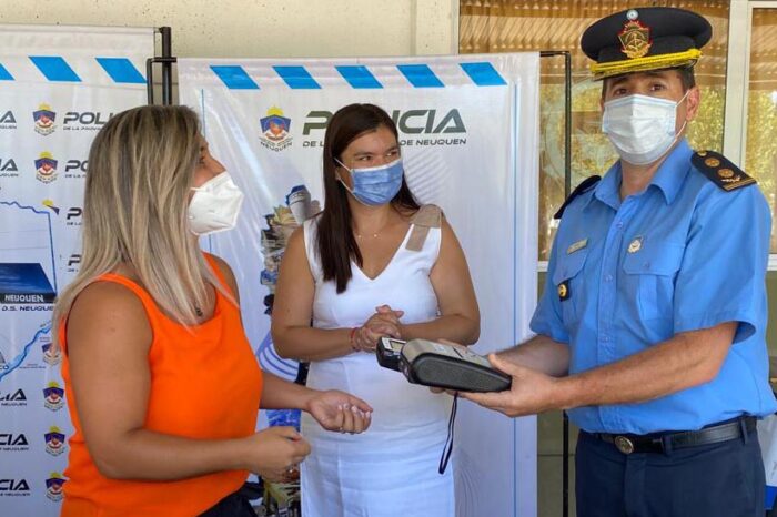 La Policía recibió alcoholímetros para reforzar la seguridad vial