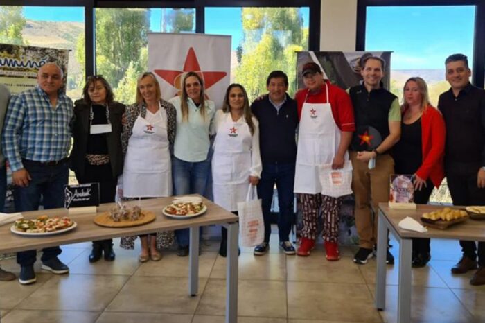 Turismo distinguió a nuevos establecimientos gastronómicos en Aluminé