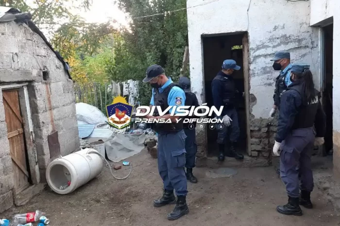 Loncopue: Allanamiento con resultados positivos por presunto abuso de arma de fuego