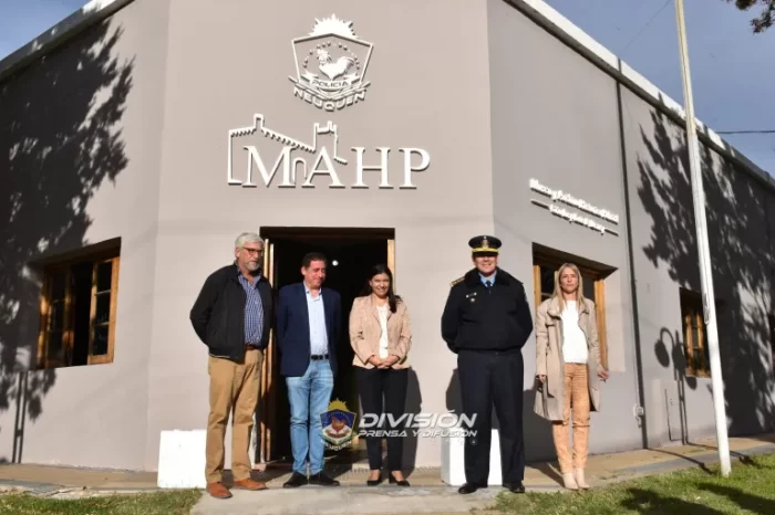 Merlo, Colonna, Peralta y Cides realizaron una visita guiada al Museo Policial