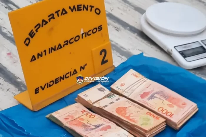Demoraron a un hombre, secuestraron dinero en efectivo y cocaína