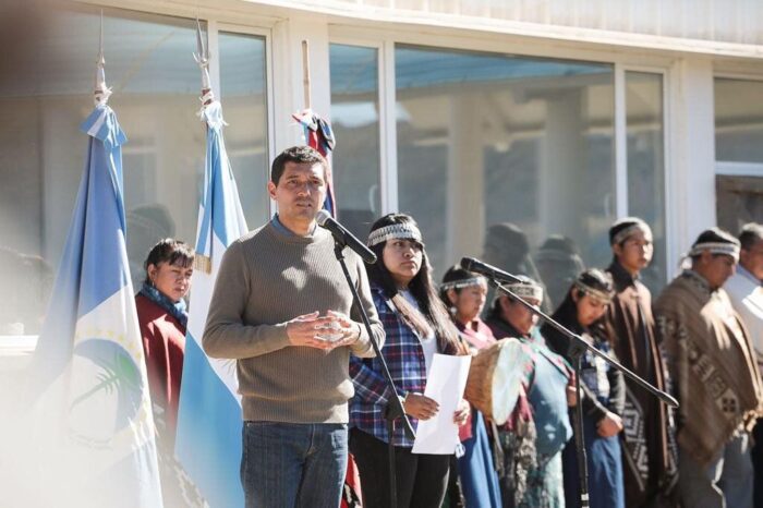 <strong>Con un fuerte impulso a la interculturalidad, Koopmann encabezó la apertura oficial de la Fiesta Nacional del Pehuén</strong>