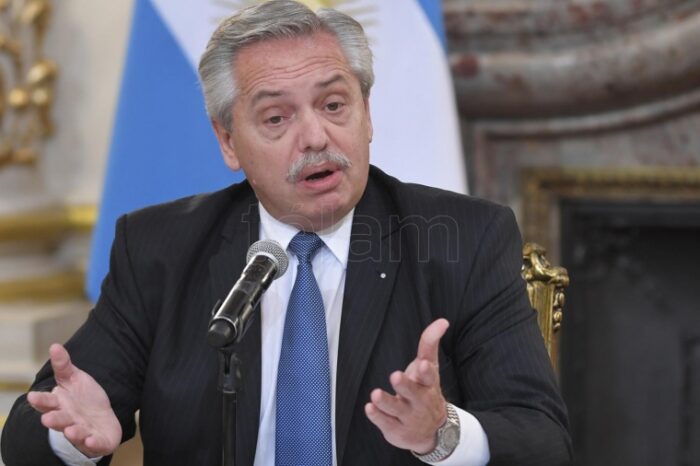 "Garantizaremos que el impacto de la inflación no recaiga en los sectores más vulnerables"